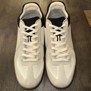 Rothy’s Men’s RS01 Sneaker (Panther)